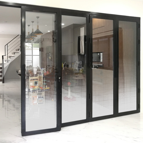 ガラスフイルム　目隠し　防犯　日除け　台風対策　養生テープ