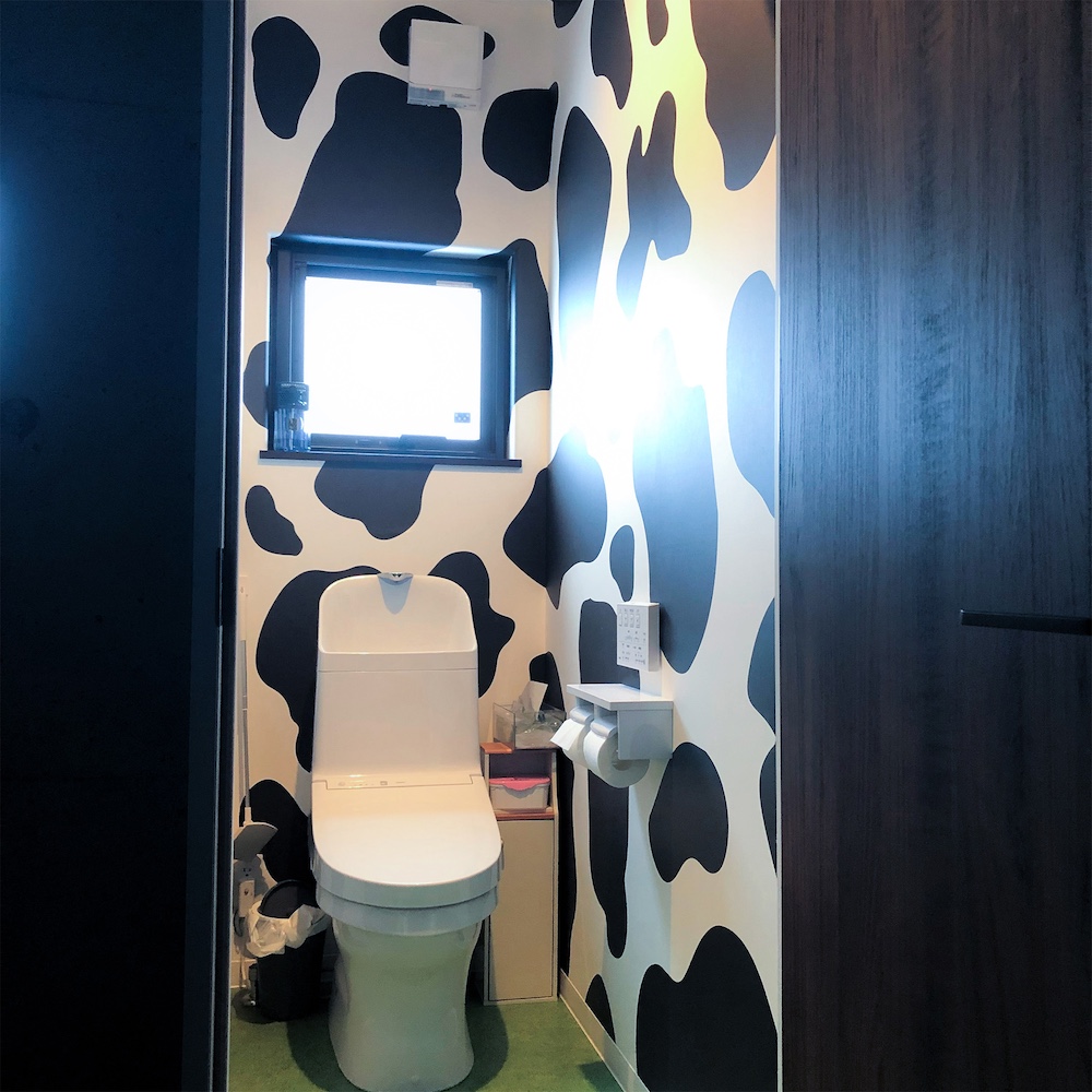Holstein wall