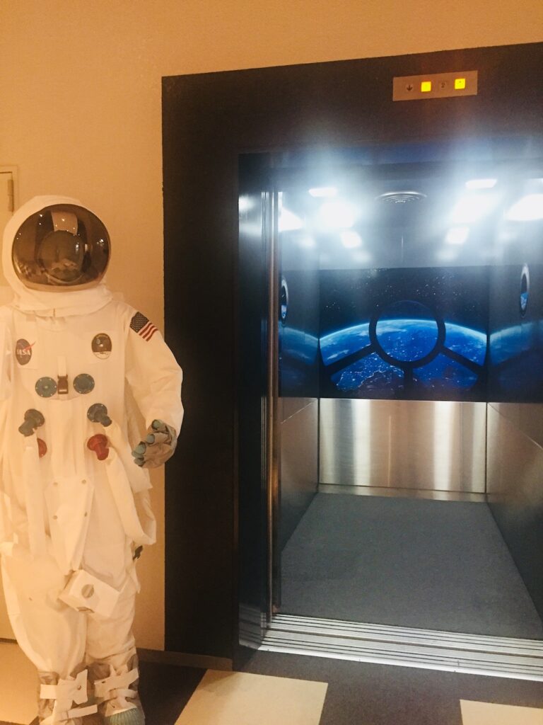 宇宙船エレベーター